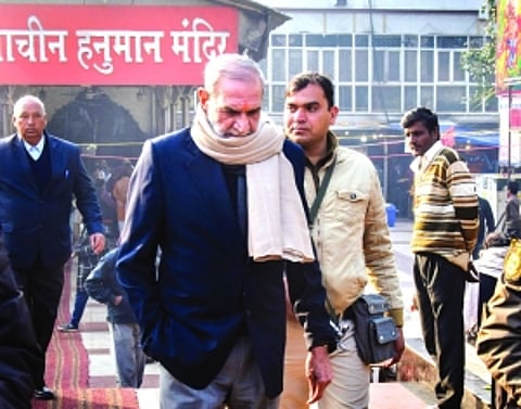 Guilty Sajjan quits party to give Cong clean chit
