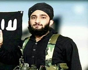 Have 'mercy on us', let him return home: Ahtesham's parents to militants
