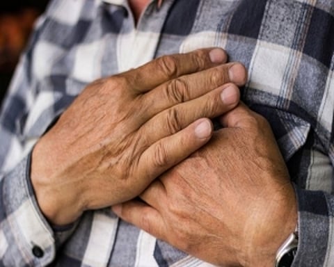Heart attack risks higher on Christmas eve: Study