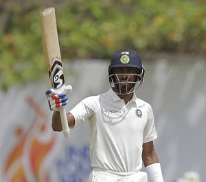 Hussey advises India to consider playing Hardik Pandya in Melbourne