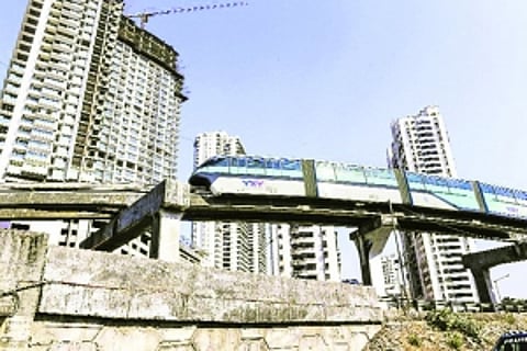 India begins galloping