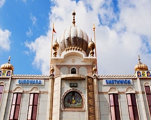 Indian religious leaders back new declaration of peace in Europe
