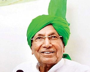 INLD chief Chautala expels grandsons from party