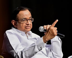 J&K Governor feels democracy is outdated: Chidambaram