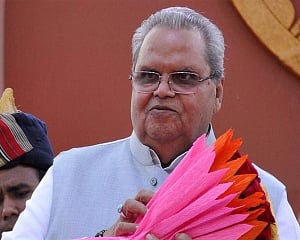 J&K guv asks UP CM to ensure safety of Kashmiri students after Grtr Noida incident