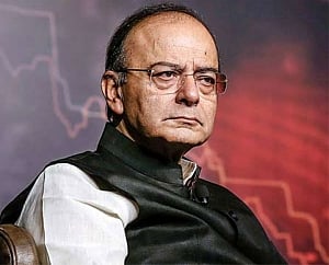 Jaitley should apologise and resign, says AAP
