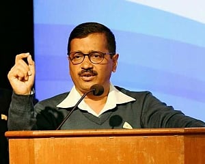 Kejriwal launches free pilgrimage scheme for senior citizens