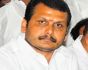 Key Dhinakaran aide quits AMMK, joins DMK