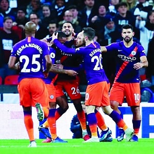 Mahrez sinks Spurs