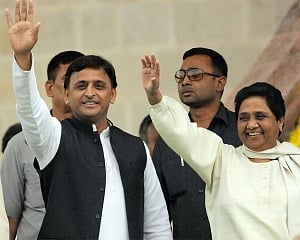 Mayawati, Akhilesh hit out at BJP over DeMo
