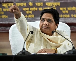 No alliance with Cong in Rajasthan, MP: Mayawati