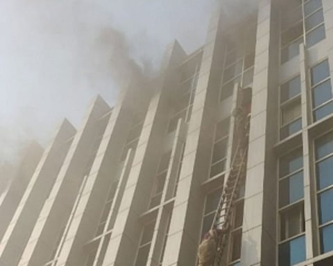 One killed, 47 rescued from Mumbai hospital blaze