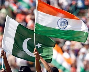 Pak in talks with India for bilateral meeting between Qureshi, Swaraj at UNGA: FO
