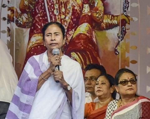 Pol steadiness prerequisite for economic stability: Mamata