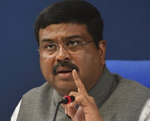 Pradhan urges policy makers to focus on nature of future jobs