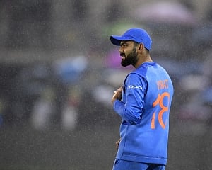 Rain stops play in second T20I
