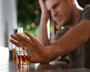 Reduced alcohol intake could help to quit smoking: Study