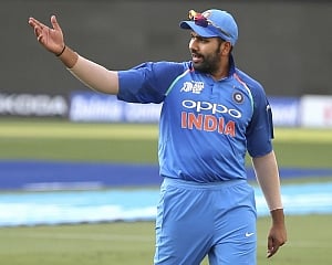 Rohit calming influence reflected in his captaincy, says Shastri