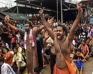 Sabarimala issue: Man attempts self-immolation near BJP's protest venue