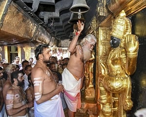 Sabarimala opens yet again but no women of "barred" age group Spotted