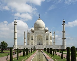 SC extends deadline till Nov 15 for UP govt to submit vision document on protection of Taj Mahal