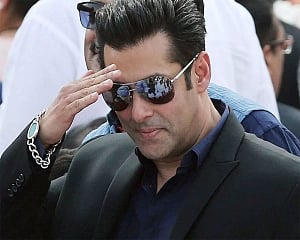 SC says no coercive action against Salman Khan produced movie 'Loveratri'