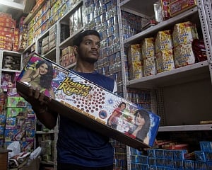 SC timings for bursting firecrackers in TN and Puducherry will change, not exceed two hours