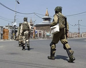 Separatist-sponsored strike disrupts normal life in Kashmir