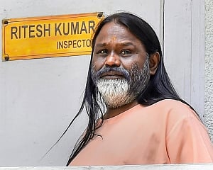 Sexual assault case: Delhi HC dismisses Daati Maharaj's plea