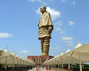 Statue politics