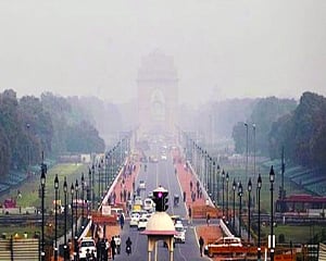 Stubble ash, wind impoverish Delhi air