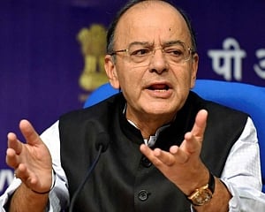 Those who have lot to hide will fear CBI: Jaitley