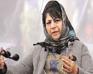 ​​​​​​​EC's silence on EVMs being switched worrying: Mehbooba