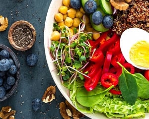 'MIND diet' may reduce dementia risk: Study
