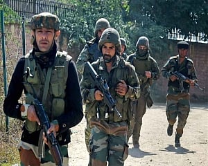 5 CRPF personnel killed in terrorist attack in J-K; 1 terrorist gunned down