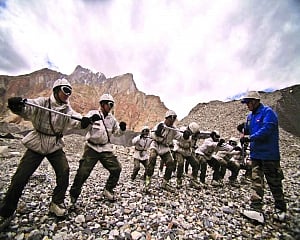 2 jawans buried alive in Siachen avalanche