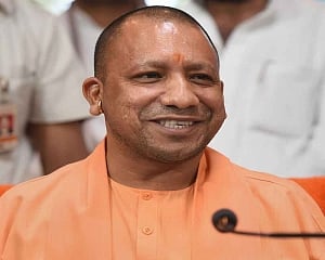 Adityanath meets affected families in Sonbhadra