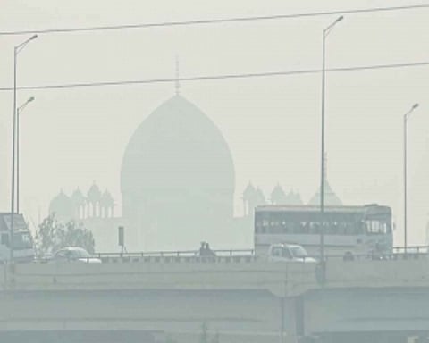 Air quality in Delhi remains in severe zone