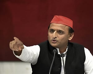 Akhilesh says seat sharing with Mayawati may be announced in a week, maintains suspense on Congress