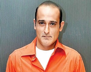 Akshaye Khanna's 'Sab Kushal Mangal' to release on Jan 3