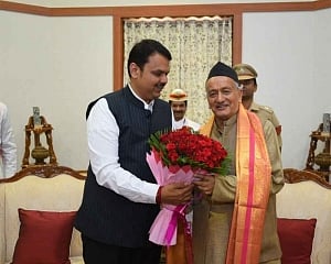 Amid power sharing tussle with Sena, Maha CM meets Governor