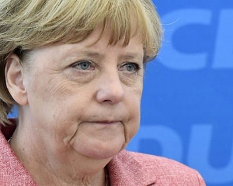 Angela Merkel shutting down her Facebook page
