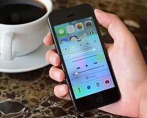 Apple asks iPhone 5 owners to update to iOS 10.3.4 by Nov 3