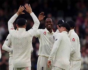 Archer takes six as Australia all out for 179 in third Ashes Test