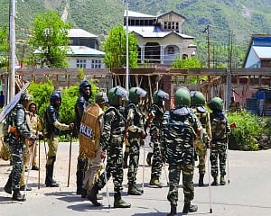 Army on toes to fence out Pak terror