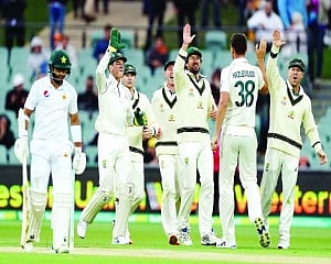 Aus close to series sweep