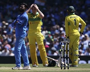 Australia set India 289-run target to win first ODI