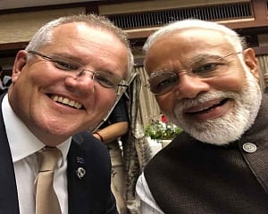 Australian PM tweets selfie with Modi, says 'Kithana acha he Modi!'