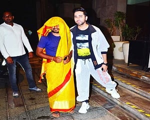Ayushmann’s fan in frenzy