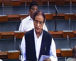 Azam says sorry for sexist jibe at ‘sister’ Rama Devi